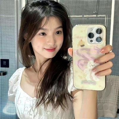 红唇相吻
